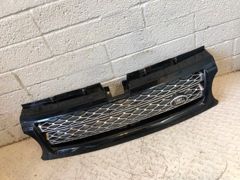Range Rover Sport Front Grille Facelift in Black and Silver L320 2009 to 2013