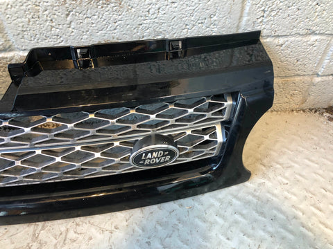 Range Rover Sport Front Grille Facelift in Black and Silver L320 2009 to 2013
