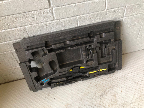 Range Rover Sport Tool Storage Boot with Jack Wheel Brace 2005 to 2013 L11095