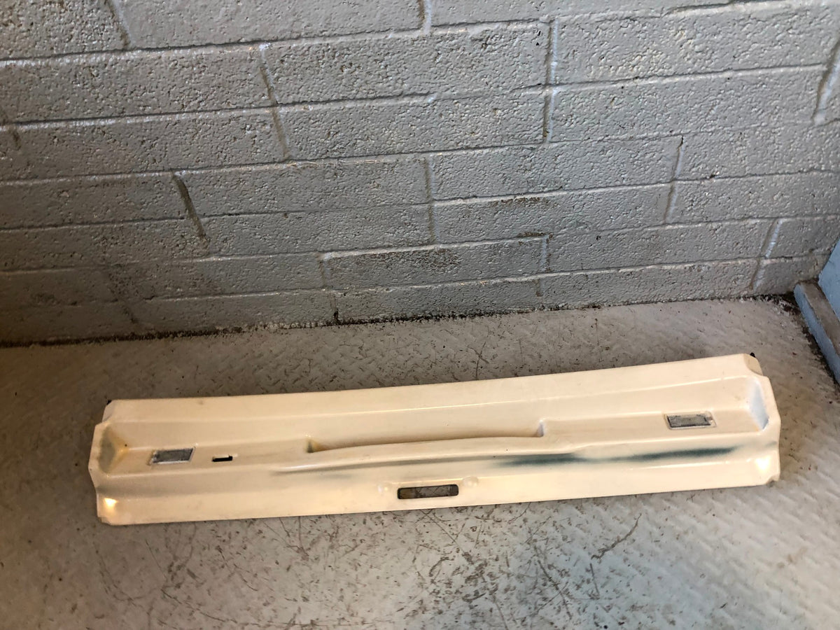 Range Rover L322 Upper Tailgate Interior Lower Trim with Lights 3H42-407A65-BBW