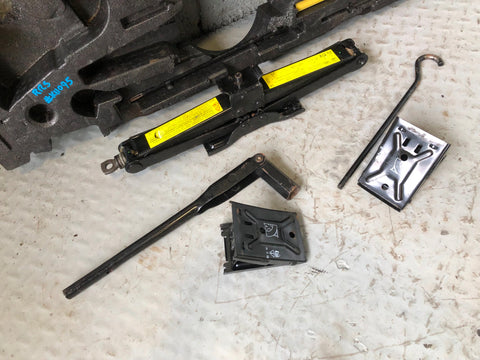 Range Rover Sport Tool Storage Boot with Jack Wheel Brace 2005 to 2013 L11095