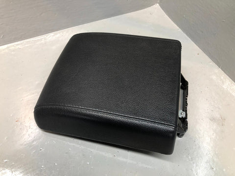 Range Rover Evoque Centre Console Armrest Lid in Ebony Black L538 L27105