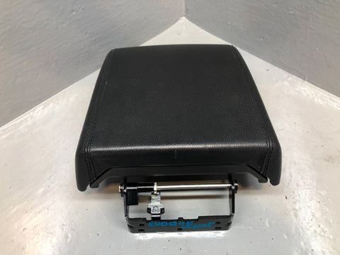 Range Rover Evoque Centre Console Armrest Lid in Ebony Black L538 L27105