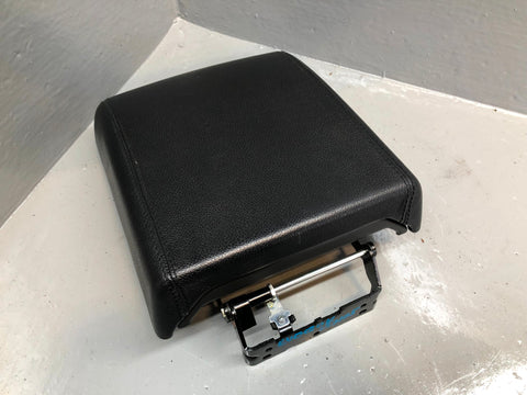 Range Rover Evoque Centre Console Armrest Lid in Ebony Black L538 L27105