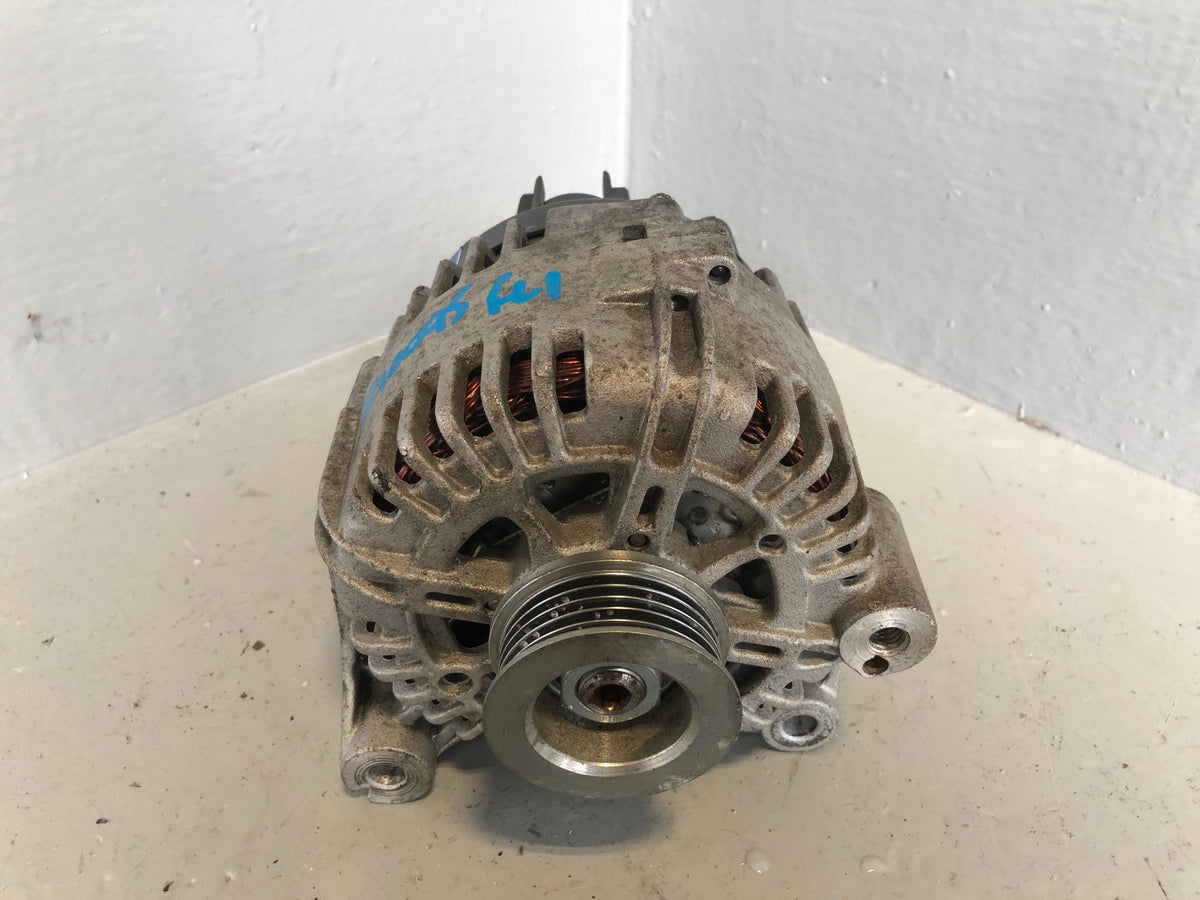 Freelander 1 Alternator TD4 2.0 2 Pin Aftermarket Land Rover 2001 to 2006 R10095