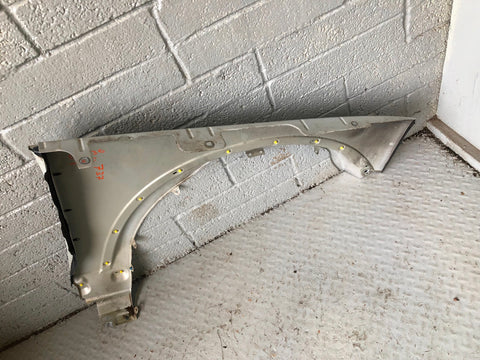 Discovery 3 Wing Near Side Front Zambesi Silver Land Rover 2004 to 2009 D17036