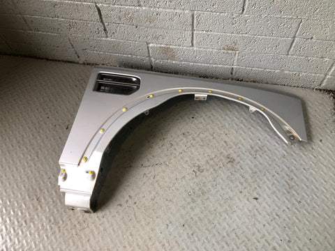 Discovery 3 Wing Off Side Front Zambesi Silver Land Rover 2004 to 2009 D17036