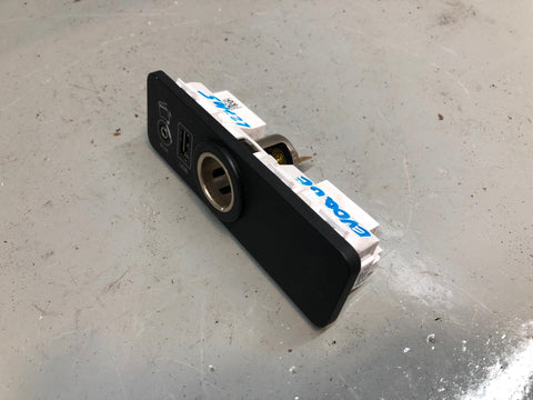 Range Rover Evoque Aux USB 12v Port CPLA-19C166-CB L538 2011 to 2018