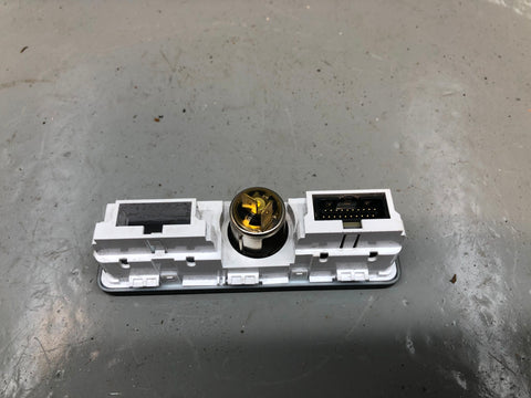 Range Rover Evoque Aux USB 12v Port CPLA-19C166-CB L538 2011 to 2018