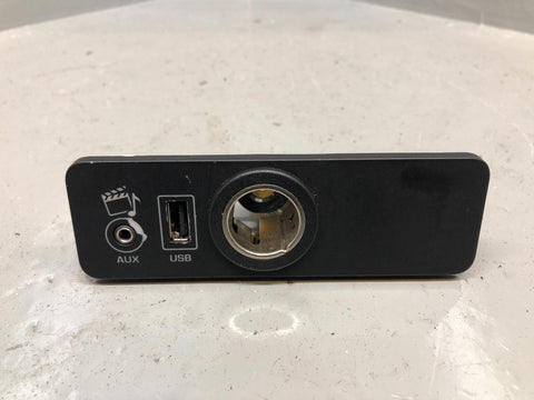 Range Rover Evoque Aux USB 12v Port CPLA-19C166-CB L538 2011 to 2018
