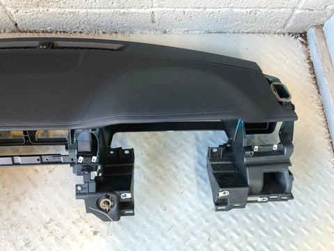 Range Rover Evoque Dashboard with Passenger Airbag Black 2011 to 2015 L27105
