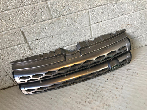 Range Rover Evoque Front Grille in Silver L538 2011 to 2015 L27105