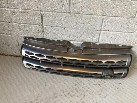 Range Rover Evoque Front Grille in Silver L538 2011 to 2015 L27105
