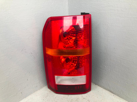 Discovery 3 Tail Light Cluster Near Side Rear XFB000573 2004 to 2009 D17036