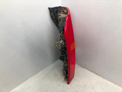 Discovery 3 Tail Light Cluster Near Side Rear XFB000573 2004 to 2009 D17036