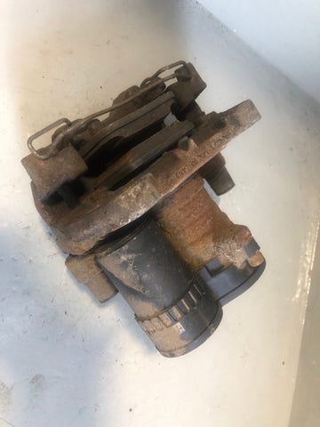 Discovery Sport Brake Caliper Near Side Rear L550 Land Rover 2014 to 2019
