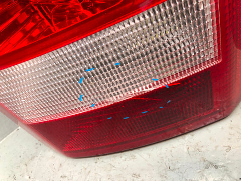 Discovery 3 Tail Light Cluster Off Side Rear XFB000563 2004 to 2009 D17036