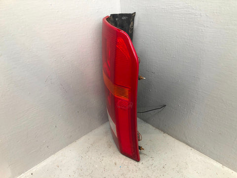 Discovery 3 Tail Light Cluster Off Side Rear XFB000563 2004 to 2009 D17036