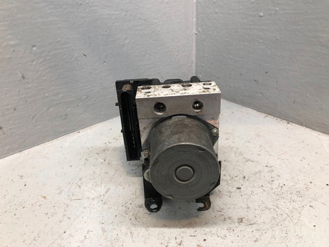 Discovery 3 ABS Module Pump Brake Land Rover SRB500161 2004 to 2009