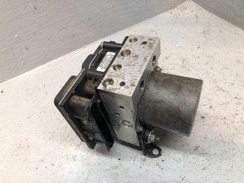 Discovery 3 ABS Module Pump Brake Land Rover SRB500161 2004 to 2009