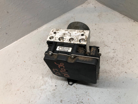 Discovery 3 ABS Module Pump Brake Land Rover SRB500161 2004 to 2009
