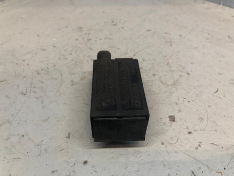 Range Rover L322 Auxiliary Fan Sensor Module 6411-8 391 470 2002 to 2009