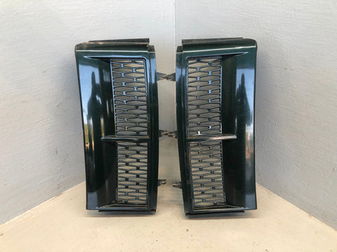 Range Rover L322 Wing Side Grilles Vents Epsom Green 2002 to 2009 K15046