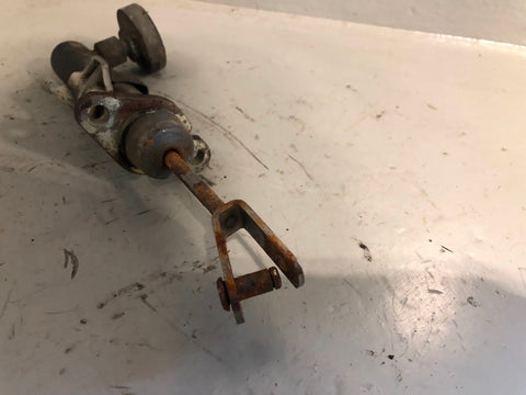 Discovery 2 Clutch Master Cylinder STC000280 TD5 Land Rover 1998 to 2004 L06085