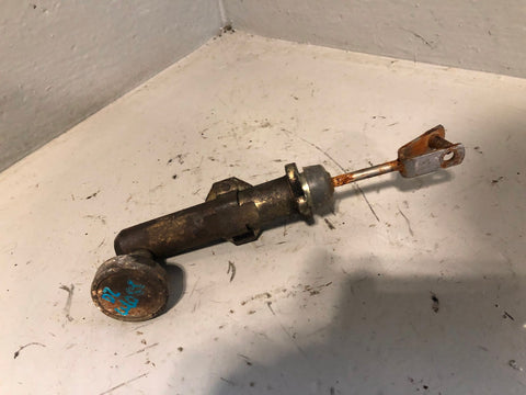 Discovery 2 Clutch Master Cylinder STC000280 TD5 Land Rover 1998 to 2004 L06085
