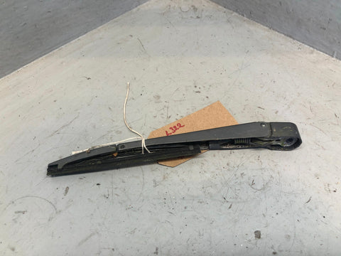 Range Rover L322 Headlight Wiper Arm Near Side Single 2002 to 2006