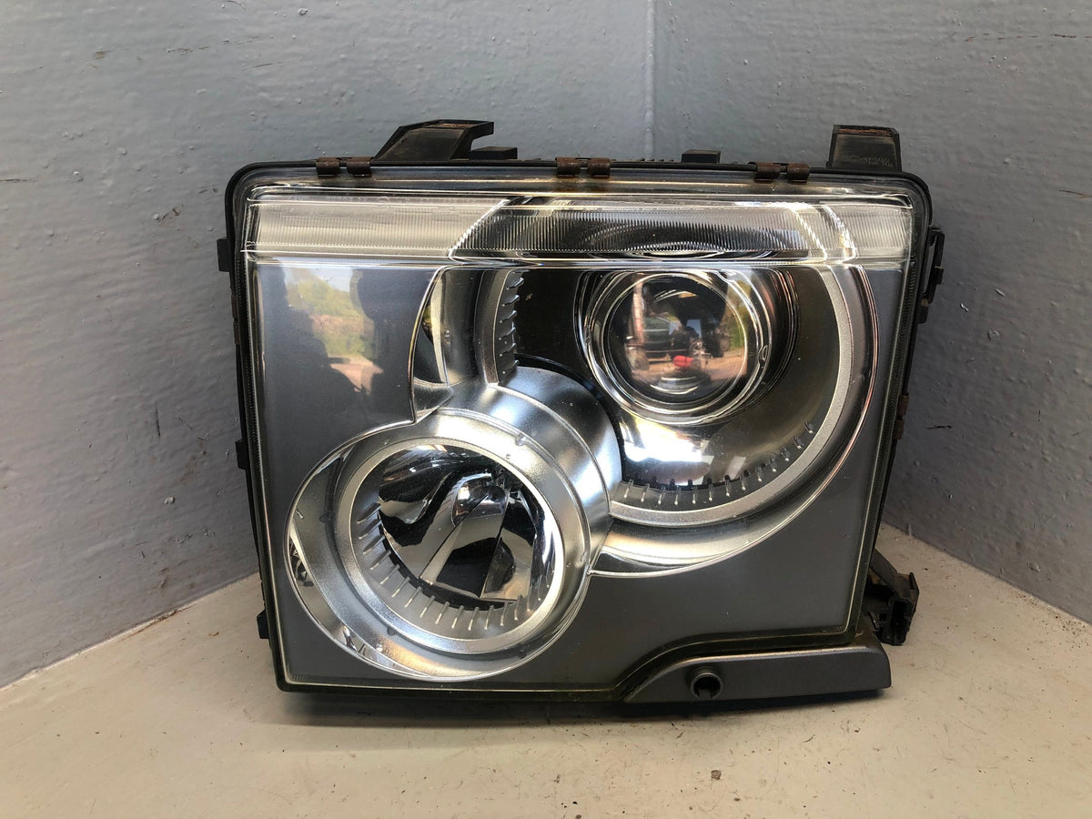 Range Rover L322 Headlight Xenon Near Side XBC000376 Lamp 2002 to 2005 K15046