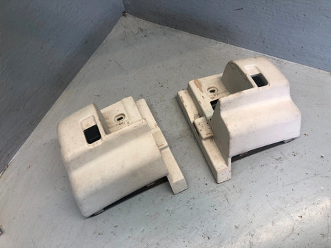 Range Rover L322 Dog Guard Fixing Cover Ivory Pair Of 2002 to 2009