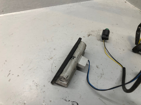 Freelander 2 Tailgate Release Micro Switch Land Rover L359 2006 to 2011