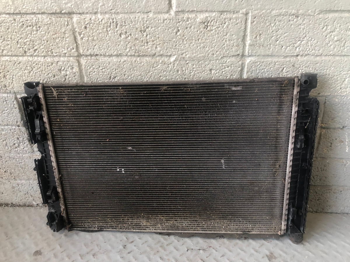 Discovery Sport Radiator Engine Cooling 2.0 D GJ32-8005-BB L550 Land Rover
