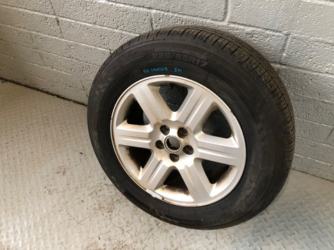 Freelander 2 Alloy Wheel and Tyre 17" Land Rover 225/65R17 2006 to 2015 L16095B