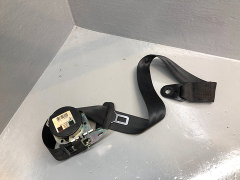 Discovery 3 Seat Belt Centre Rear in Black Land Rover Type 1 5 Seat Only