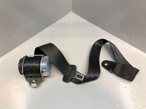 Discovery 3 Seat Belt Centre Rear in Black Land Rover Type 1 5 Seat Only