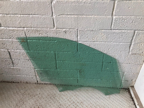 Discovery Sport Window Glass Near Side Front Left L550 Land Rover 2014 to 2019