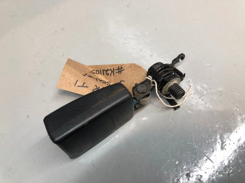 Discovery 3 Seat Belt Buckle Clasp Centre Rear Land Rover Type 1 5 Seater Only