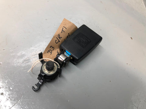 Discovery 3 Seat Belt Buckle Clasp Centre Rear Land Rover Type 1 5 Seater Only