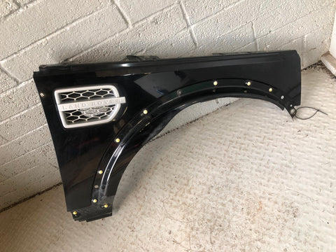 Discovery 4 Front Wing Off Side Santorini Black LRC 820 2009 to 2016 D28046