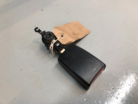 Discovery 3 Seat Belt Buckle Off Side Rear Land Rover Type 1 5 Seater Only