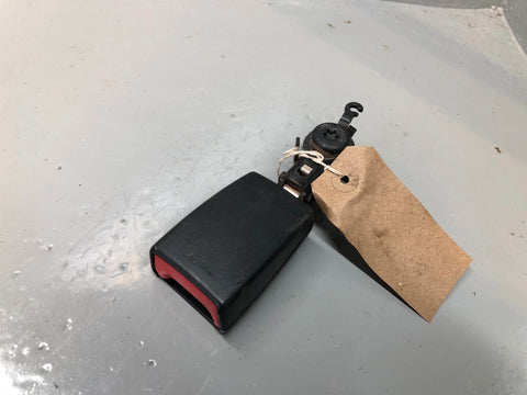 Discovery 3 Seat Belt Buckle Off Side Rear Land Rover Type 1 5 Seater Only