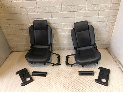 Discovery 2 Dickie Seats Pair Black Leather 3rd Row Land Rover R19026