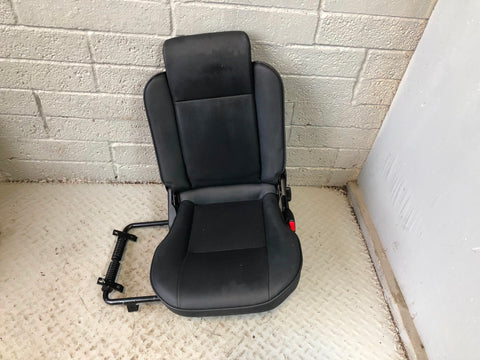Discovery 2 Dickie Seats Pair Black Leather 3rd Row Land Rover R19026