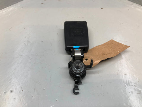 Discovery 3 Seat Belt Buckle Off Side Rear Land Rover Type 1 5 Seater Only