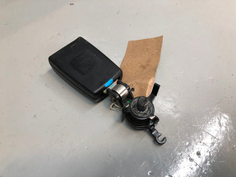 Discovery 3 Seat Belt Buckle Off Side Rear Land Rover Type 1 5 Seater Only