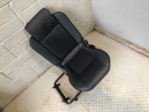 Discovery 2 Dickie Seats Pair Black Leather 3rd Row Land Rover R19026