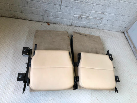 Discovery 4 Seats Rear 3rd Third Row in Almond Land Rover 2009 to 2016 L05125