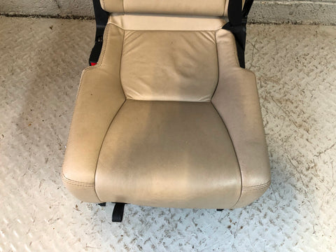 Discovery 4 Seats Rear 2nd Second Row in Almond Land Rover 2009 to 2016 L05125